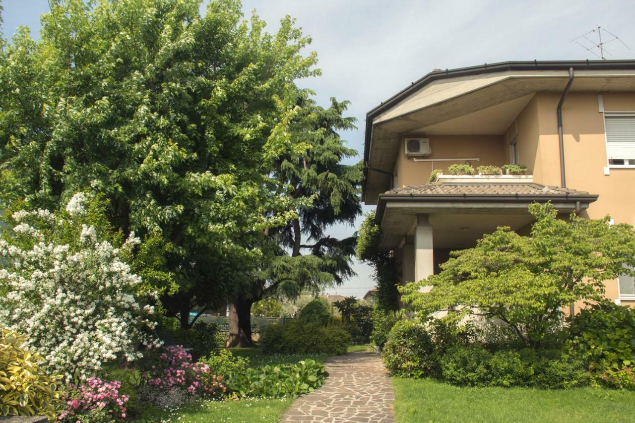 Il Giardino Bed and Breakfast Trenzano Eksteriør billede
