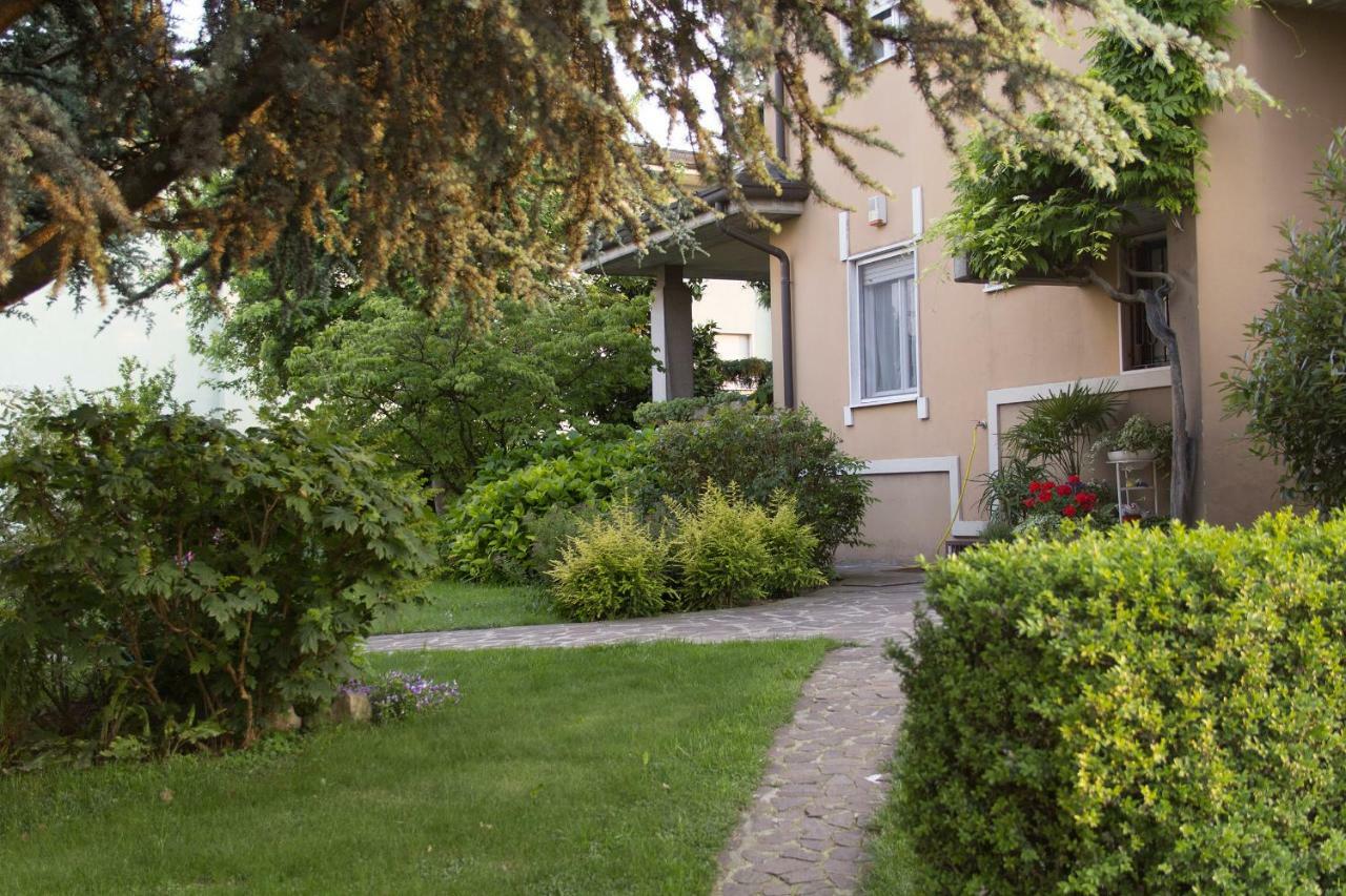Il Giardino Bed and Breakfast Trenzano Eksteriør billede