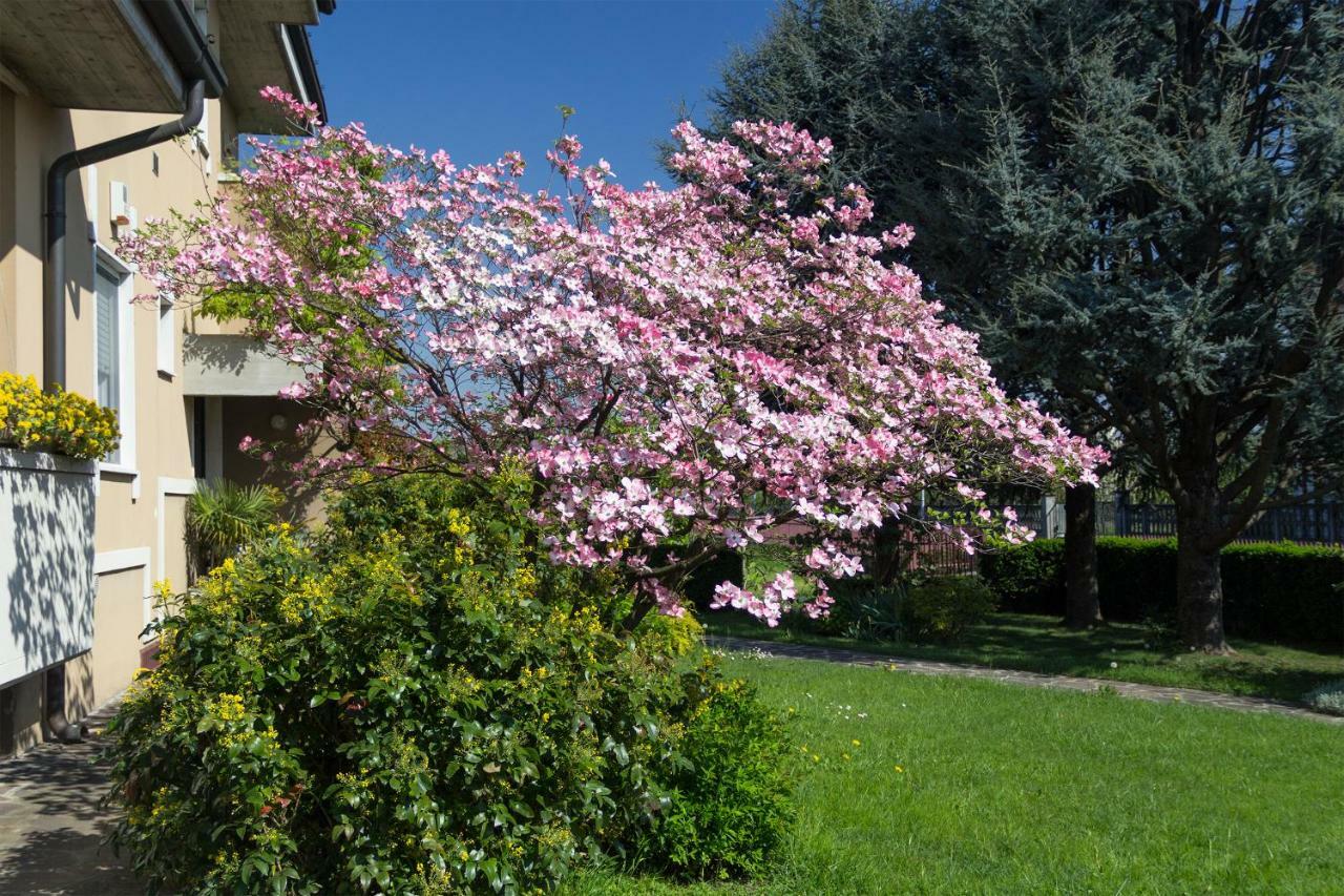 Il Giardino Bed and Breakfast Trenzano Eksteriør billede